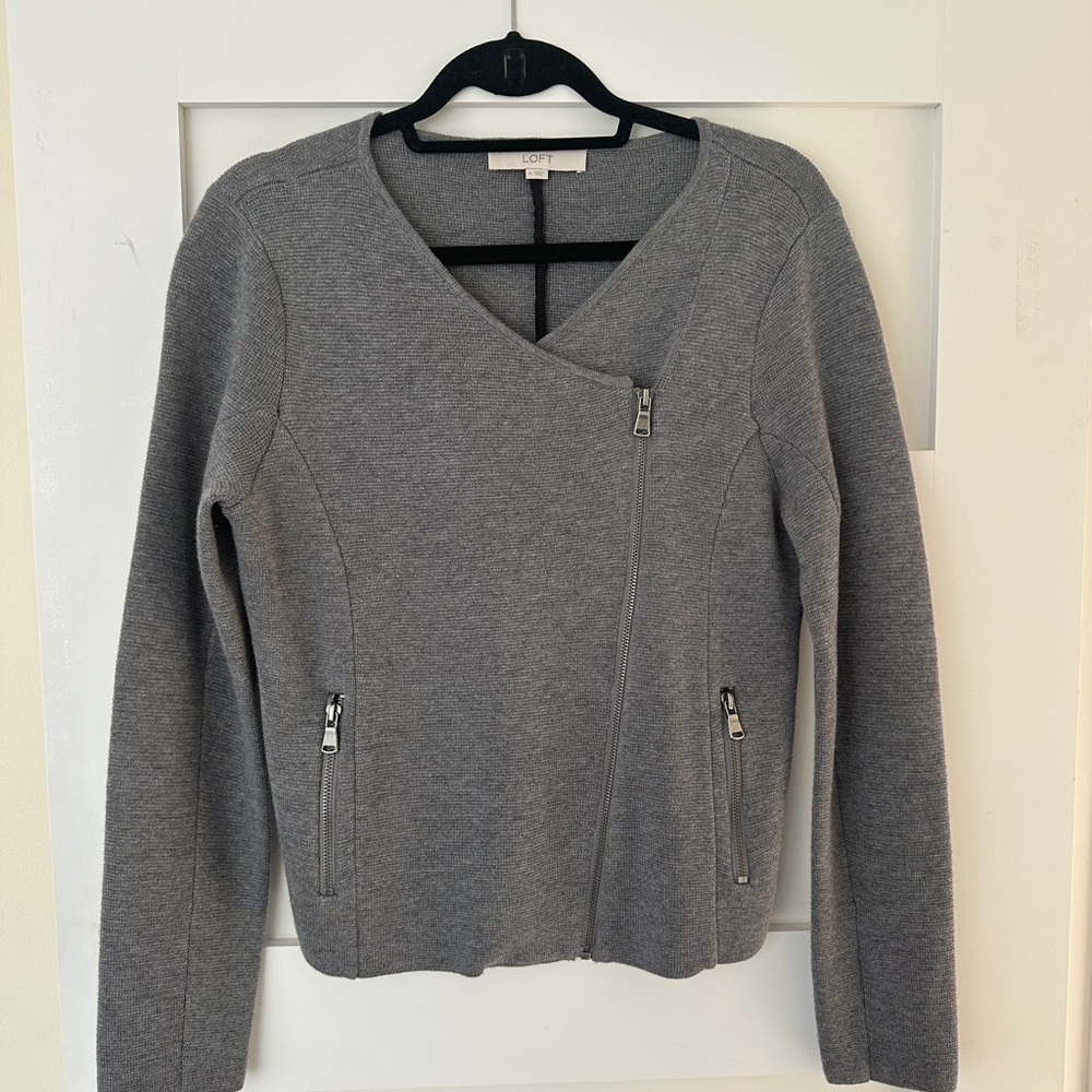 LOFT Gray Zippered Women's Sweater
